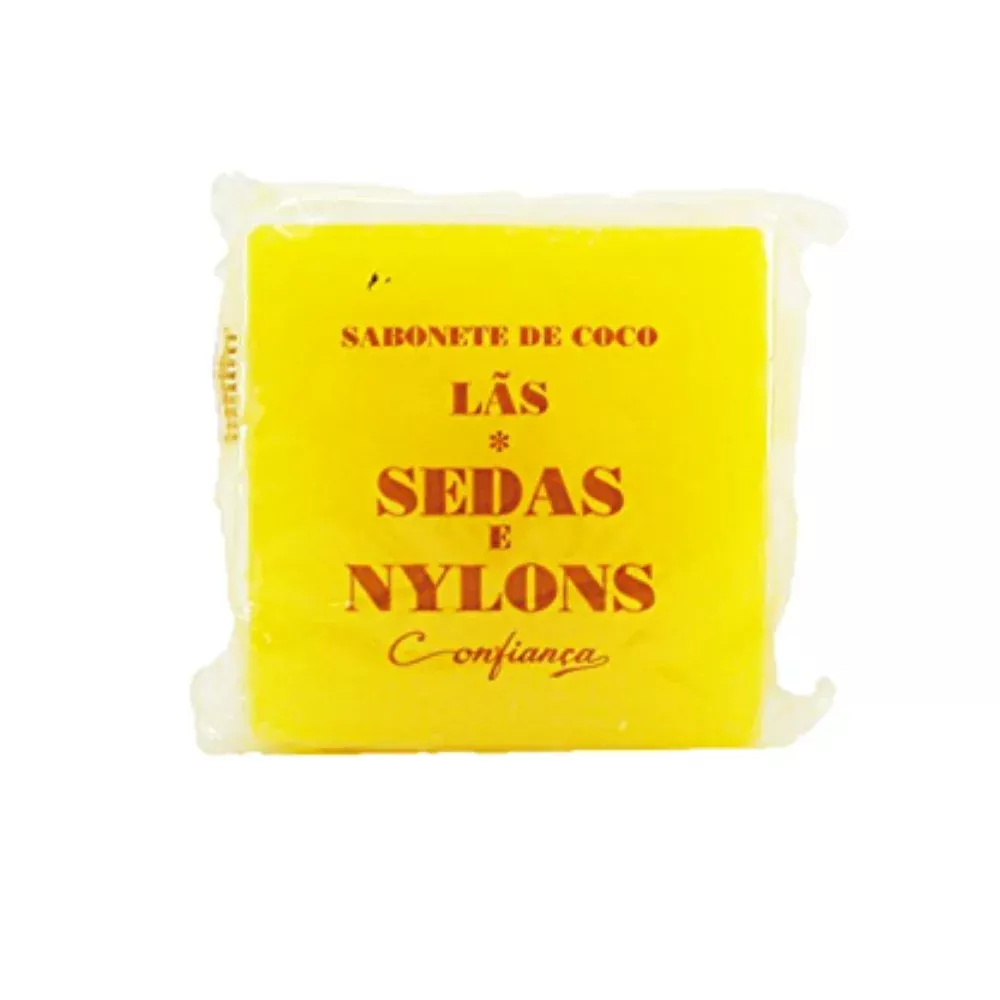 Confianca Wool Silk & Nylons Soap