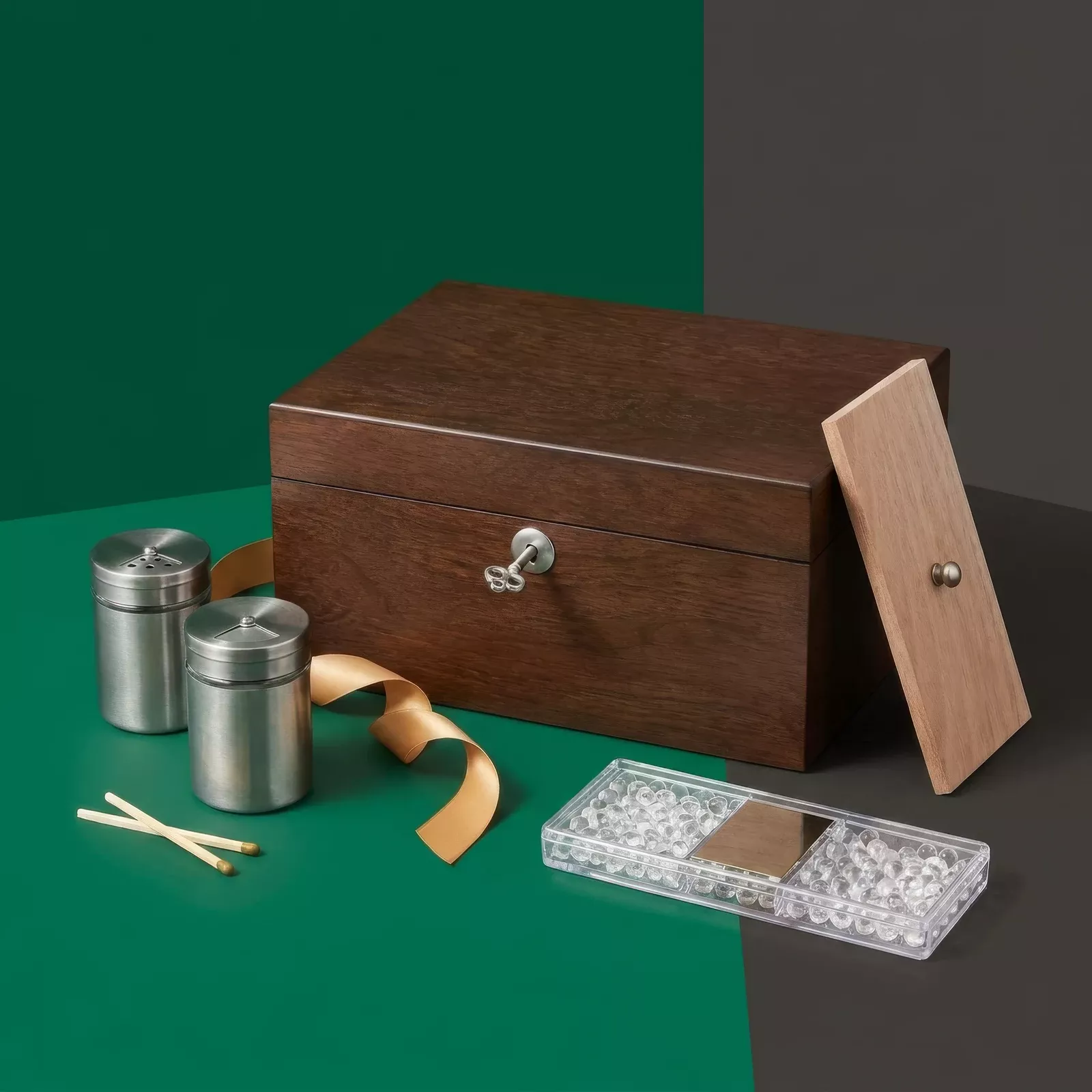 Fallbrook Cannabis Humidor Gift Set with Accessories