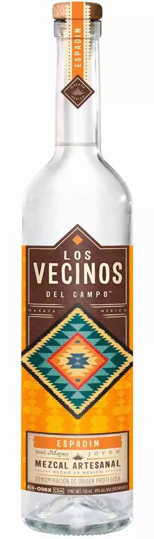 Los Vecinos Del Campo – Mezcal 750mL
