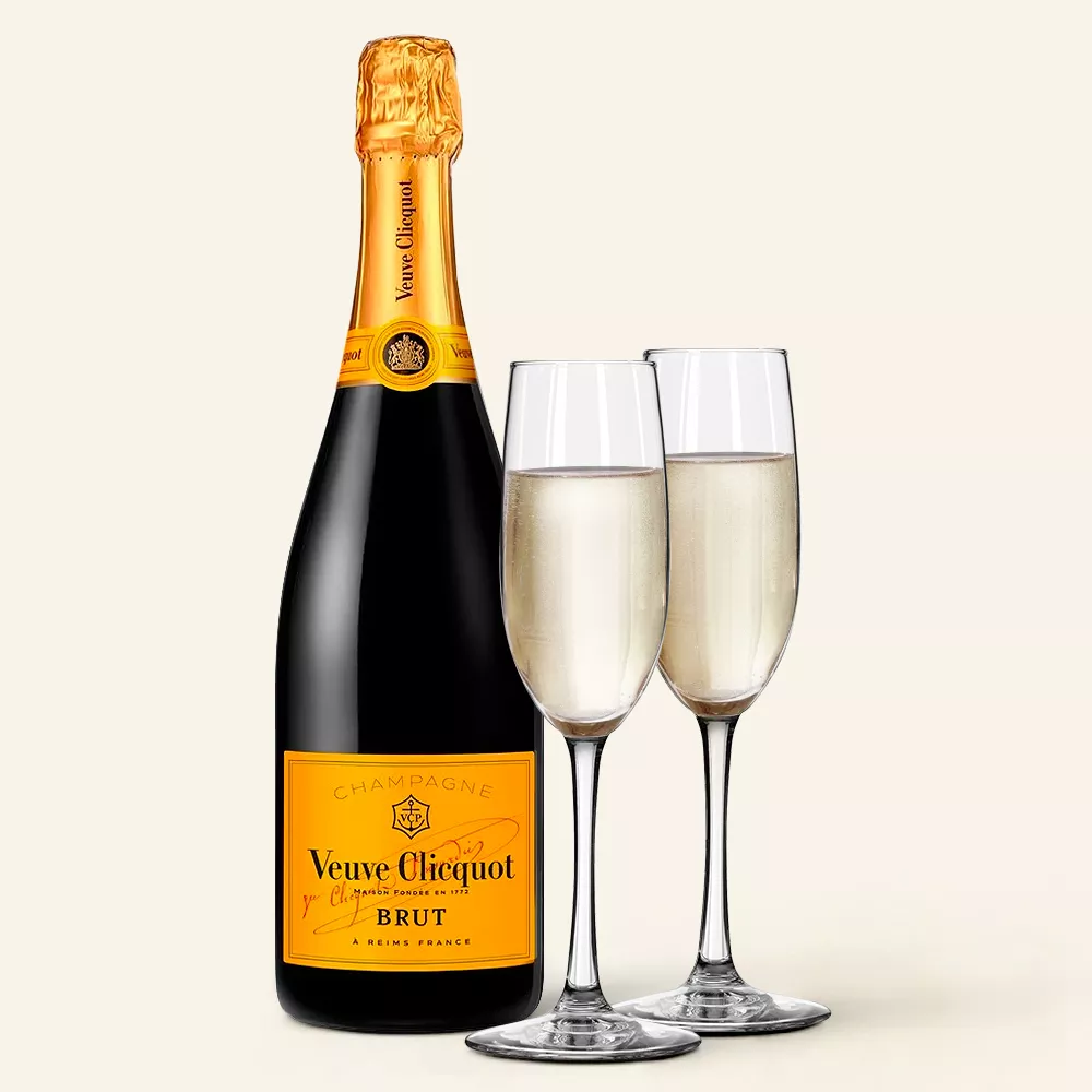 Veuve Clicquot Yellow Label Champagne Gift Set with Flutes